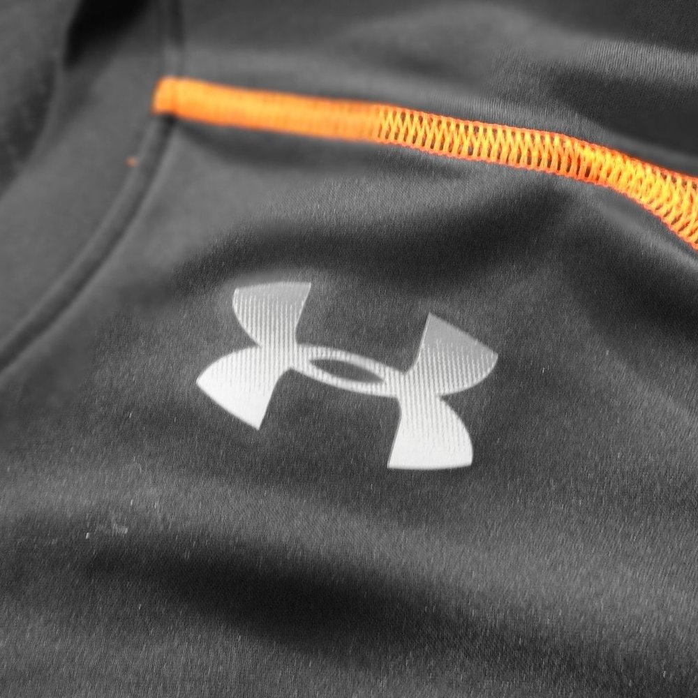 UNDER ARMOUR Black Heat Gear Shirt Size Medium - Picture 9 of 11